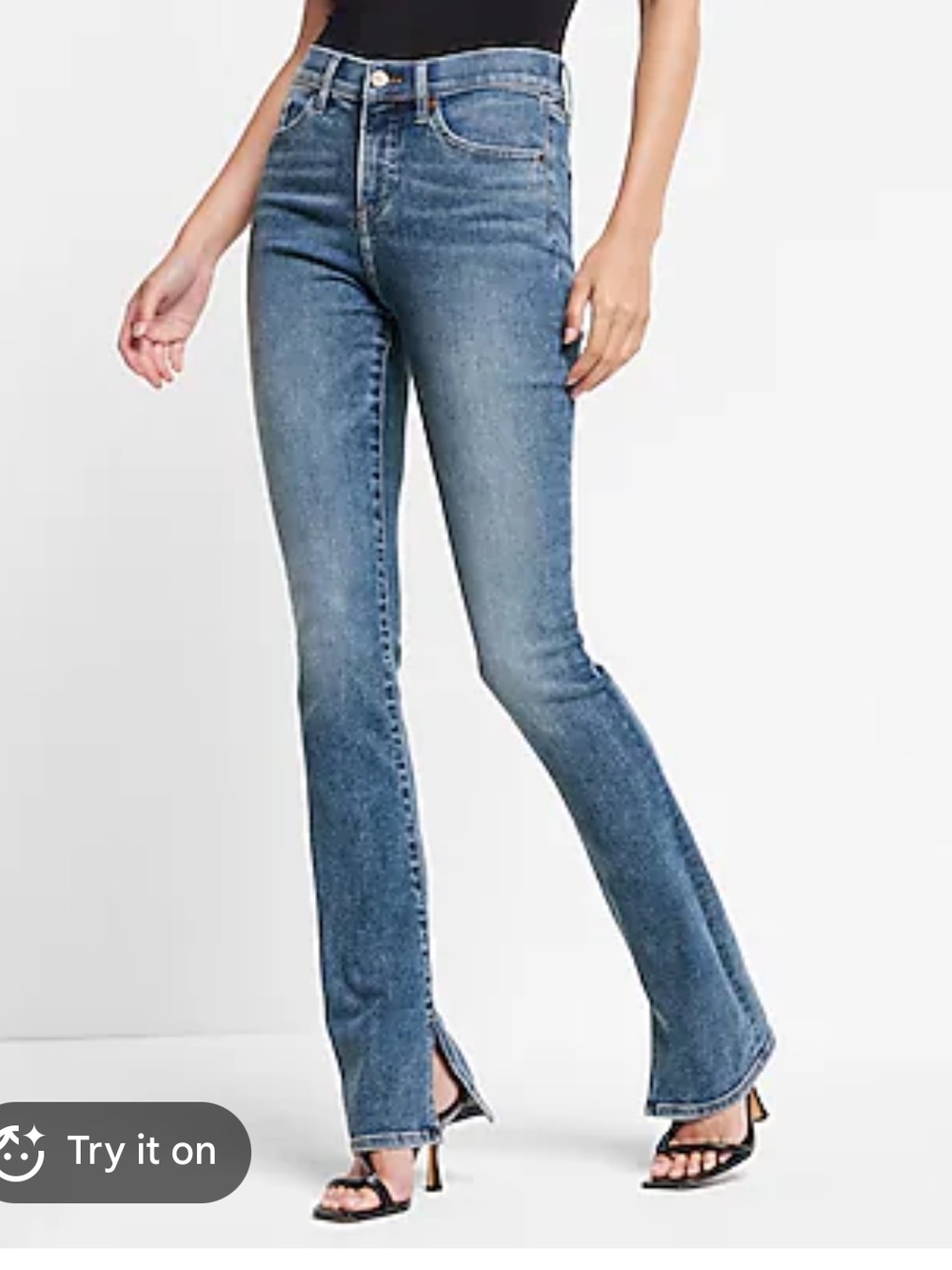 NWT Express Mid-Rise Medium Wash Skyscraper Flare Jeans with Hem Slit 6R
